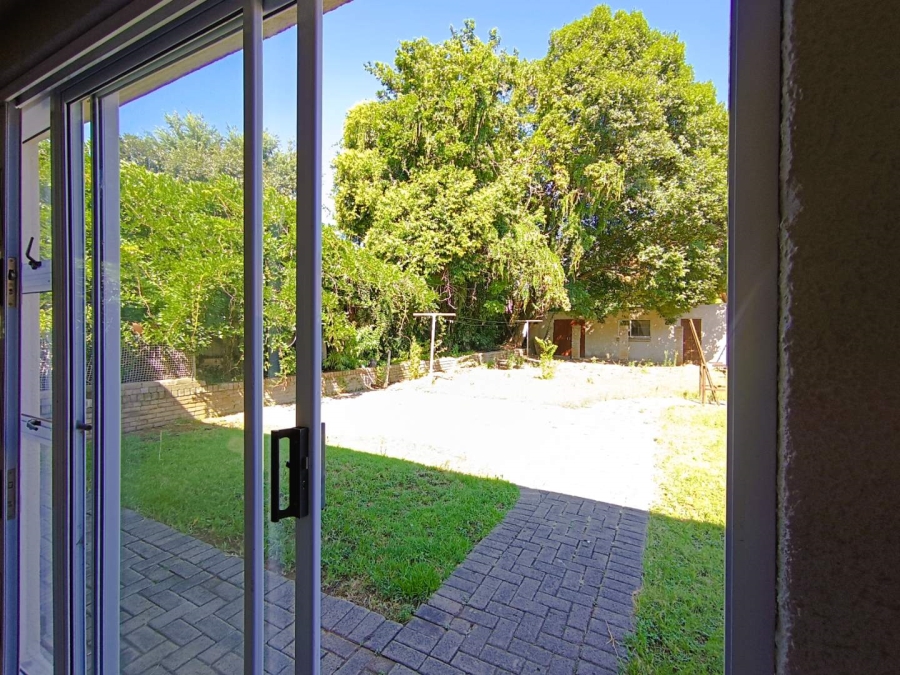 8 Bedroom Property for Sale in Waverley Free State